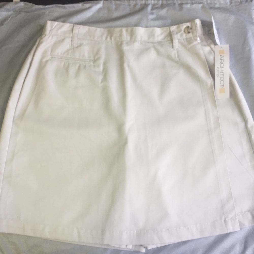 Vintage high waisted Petite khaki Skort NWT